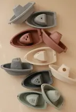 Mushie Mushie Bath Boats