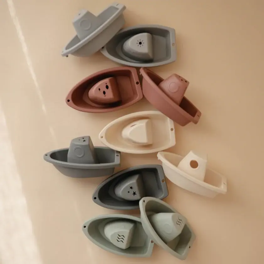 Mushie Mushie Bath Boats
