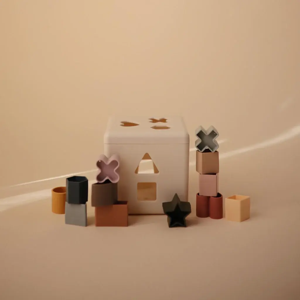 Mushie Mushie Shape Sorting Box Colour Mix