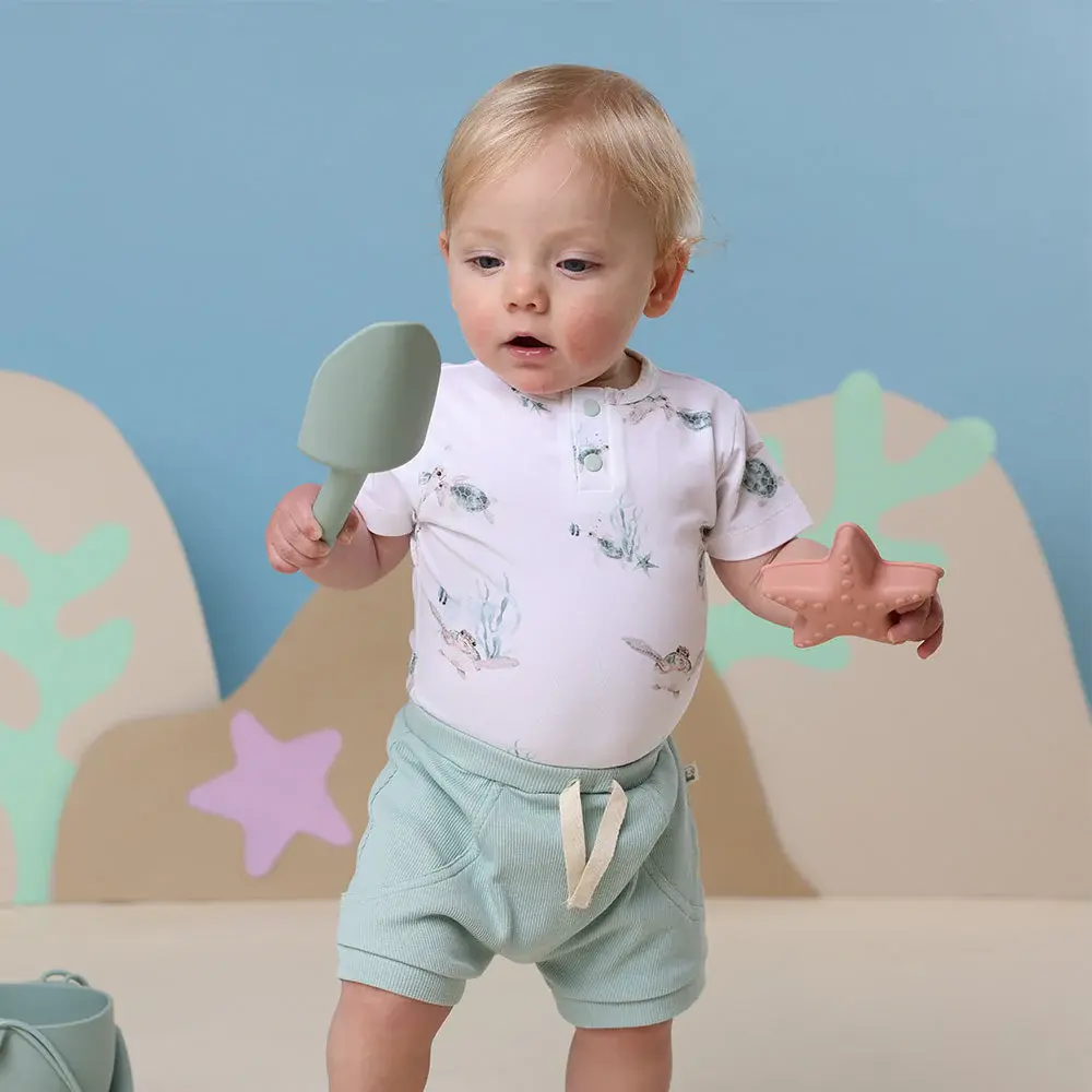 Snuggle Hunny Kids Snuggle Hunny Turtle Short Sleeve Organic Bodysuit
