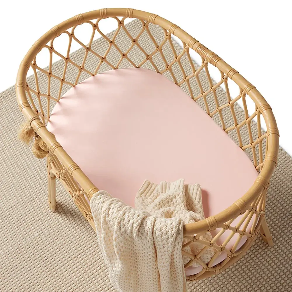 Snuggle Hunny Kids Snuggle Hunny Organic Bassinet Sheet / Change Pad Cover Baby Pink