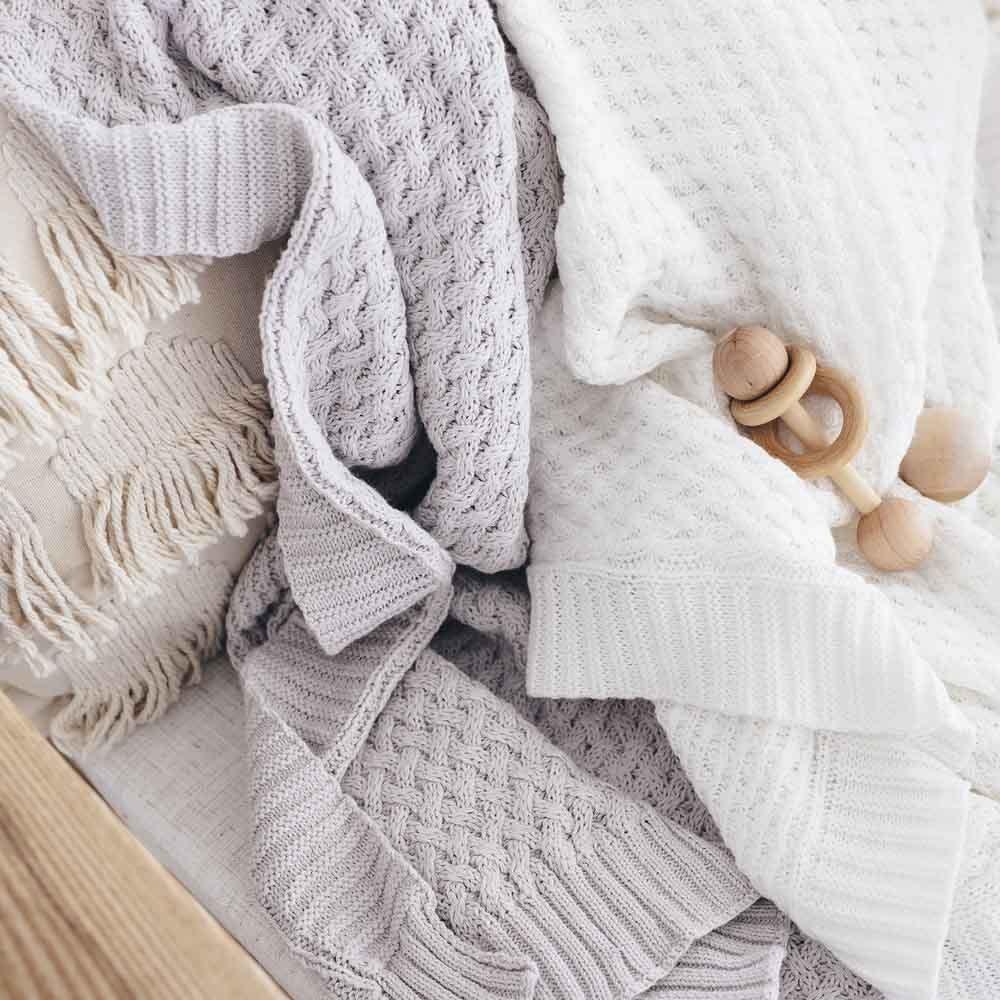 Snuggle Hunny Kids Snuggle Hunny Diamond Knit Blanket - White