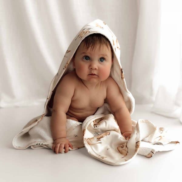 Snuggle Hunny Kids Snuggle Hunny Organic Extra Large Hooded Bath Towel Kanga