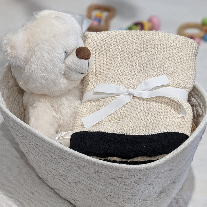 Bub2Kids Bub2Kids Off White with Black Border - 100% Organic Cotton Blanket - 80x100 cm