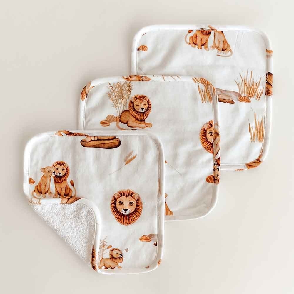 Snuggle Hunny Kids Snuggle Hunny Organic Wash Cloths 3 Pack Lion