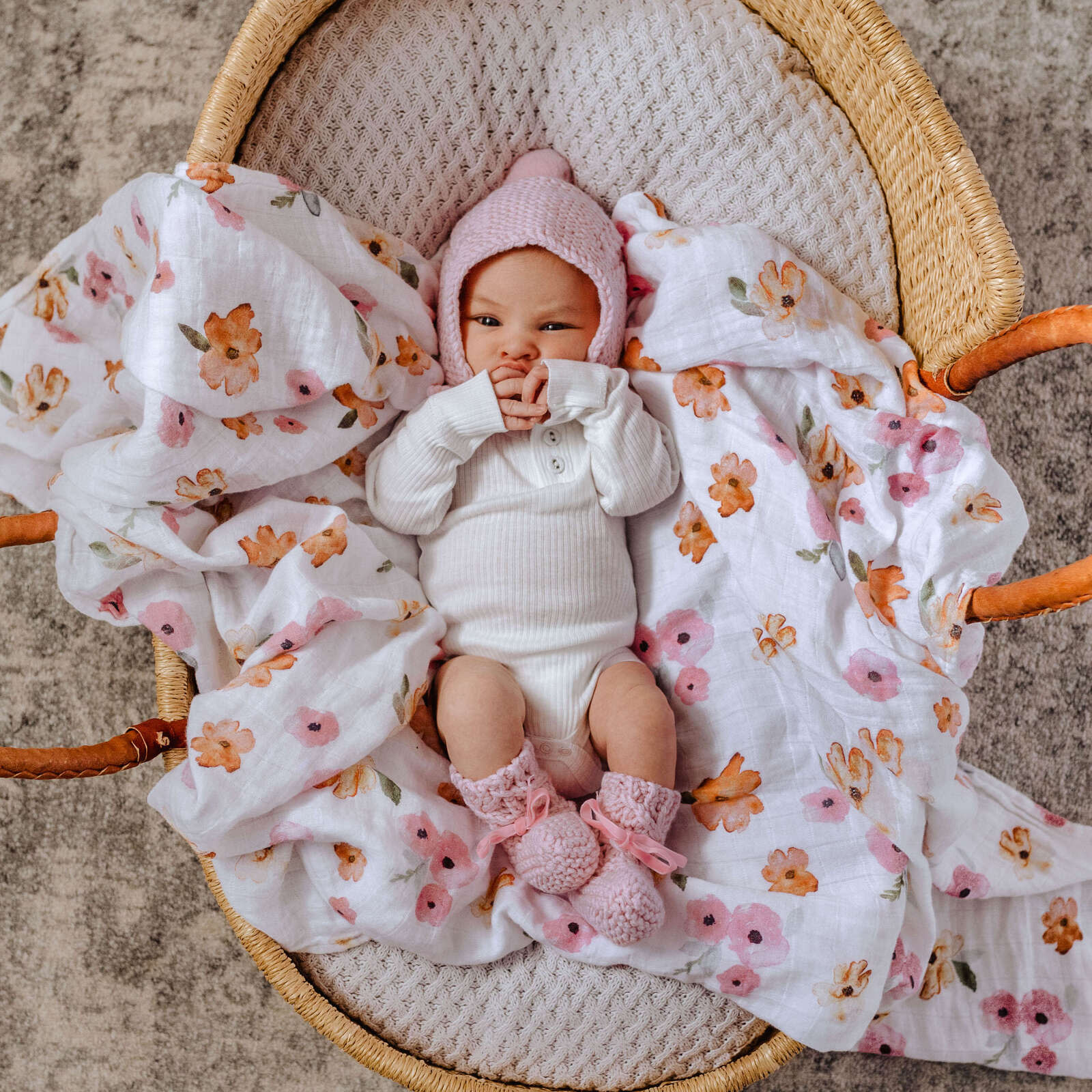 Snuggle Hunny Kids Snuggle Hunny Merino Wool Bonnet & Booties Set - Pink