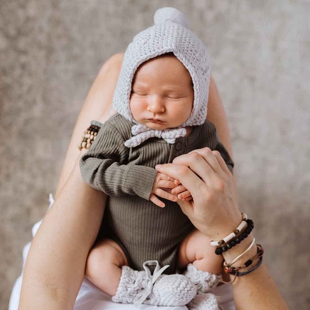 Snuggle Hunny Kids Snuggle Hunny Merino Wool Bonnet & Booties Set - Grey