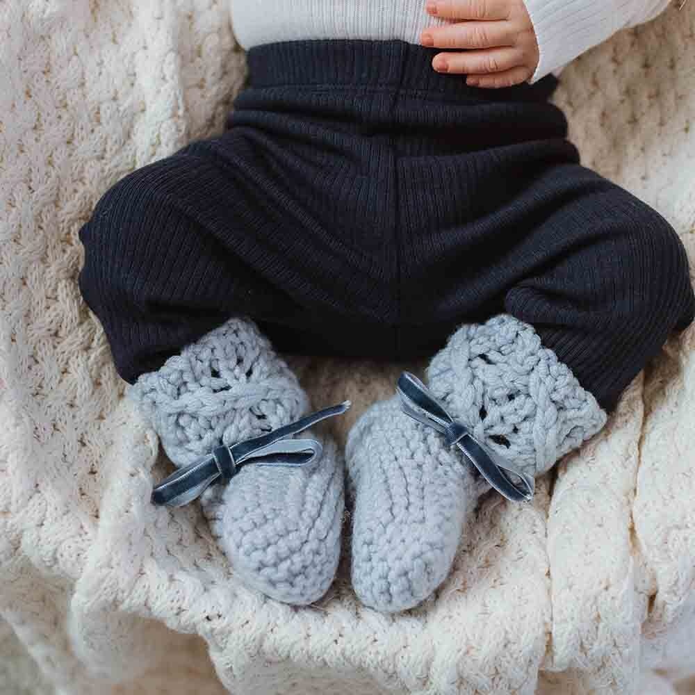 Snuggle Hunny Kids Snuggle Hunny Merino Wool Bonnet & Booties Set - Blue