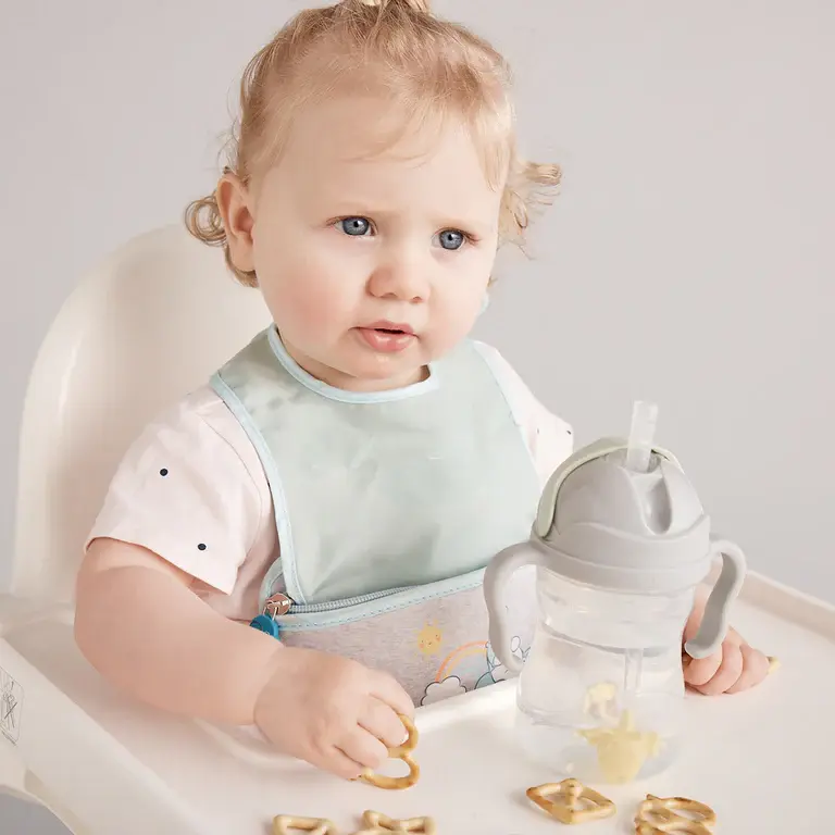 B.Box b.box Disney Sippy Cup Winnie the Pooh