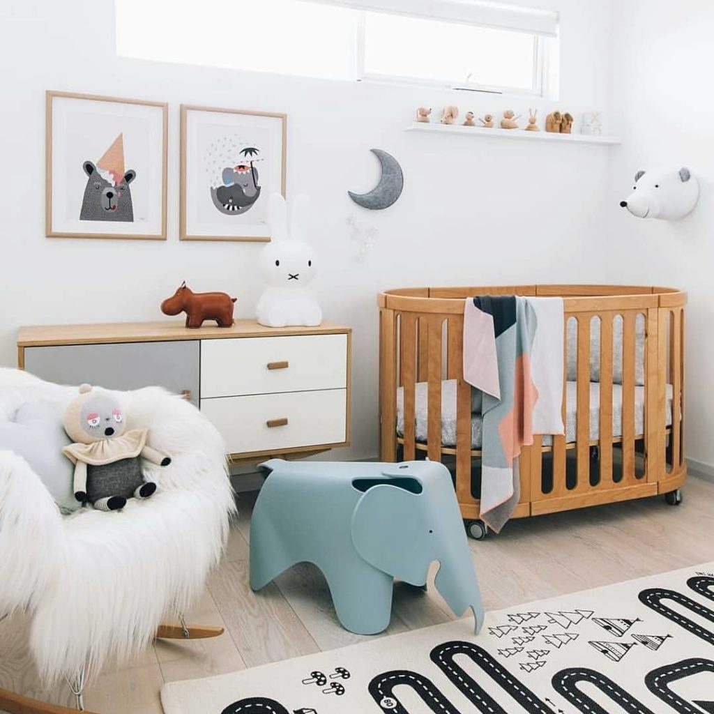 Chukles Cocoon Nest Cot (inc Mattress Set)
