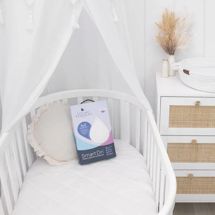 Living Textiles Living Textile Smart-Dri™  Waterproof mattress protector Cot - Round/Oval