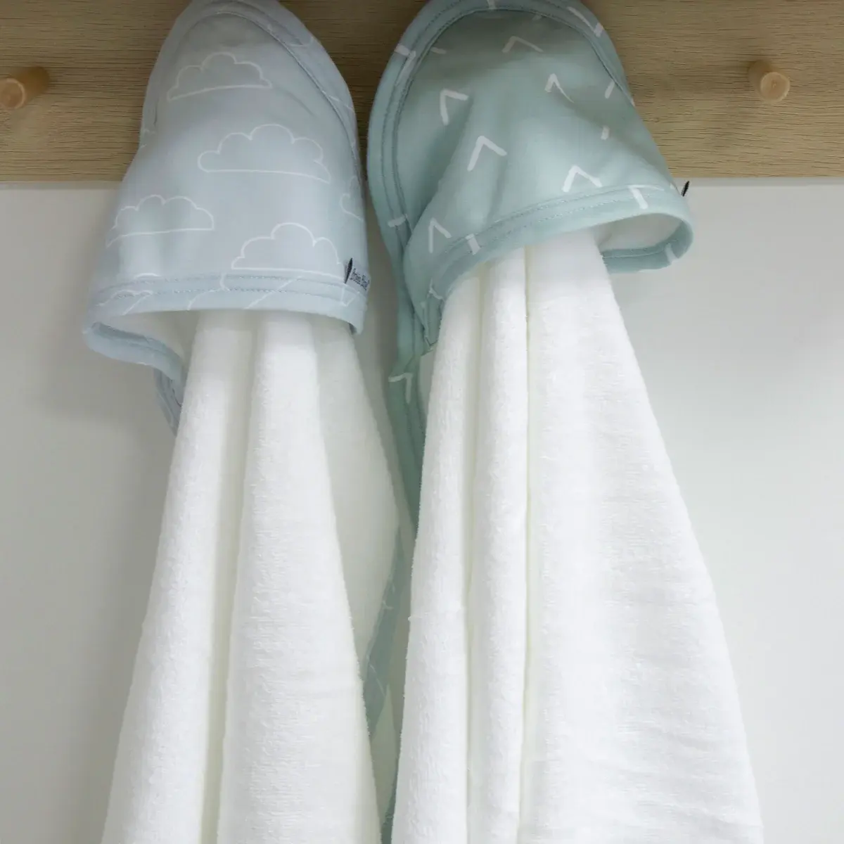 Bubba Blue Bubba Blue Nordic 2 PK Hooded Towel Dusty Sky/ Mint