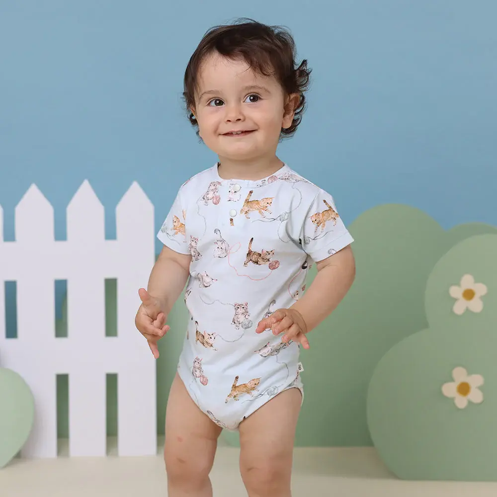 Snuggle Hunny Kids Snuggle Hunny Kittens Short Sleeve Organic Bodysuit