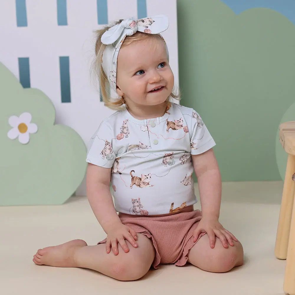 Snuggle Hunny Kids Snuggle Hunny Kittens Short Sleeve Organic Bodysuit
