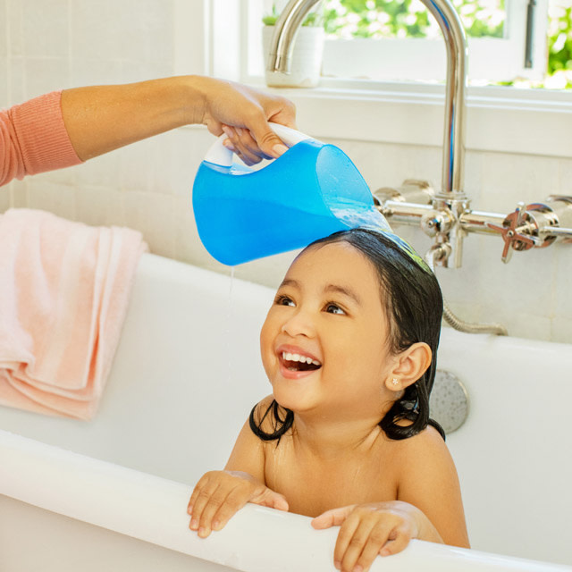 Munchkin Munchkin Rinse™ Shampoo Rinser Blue