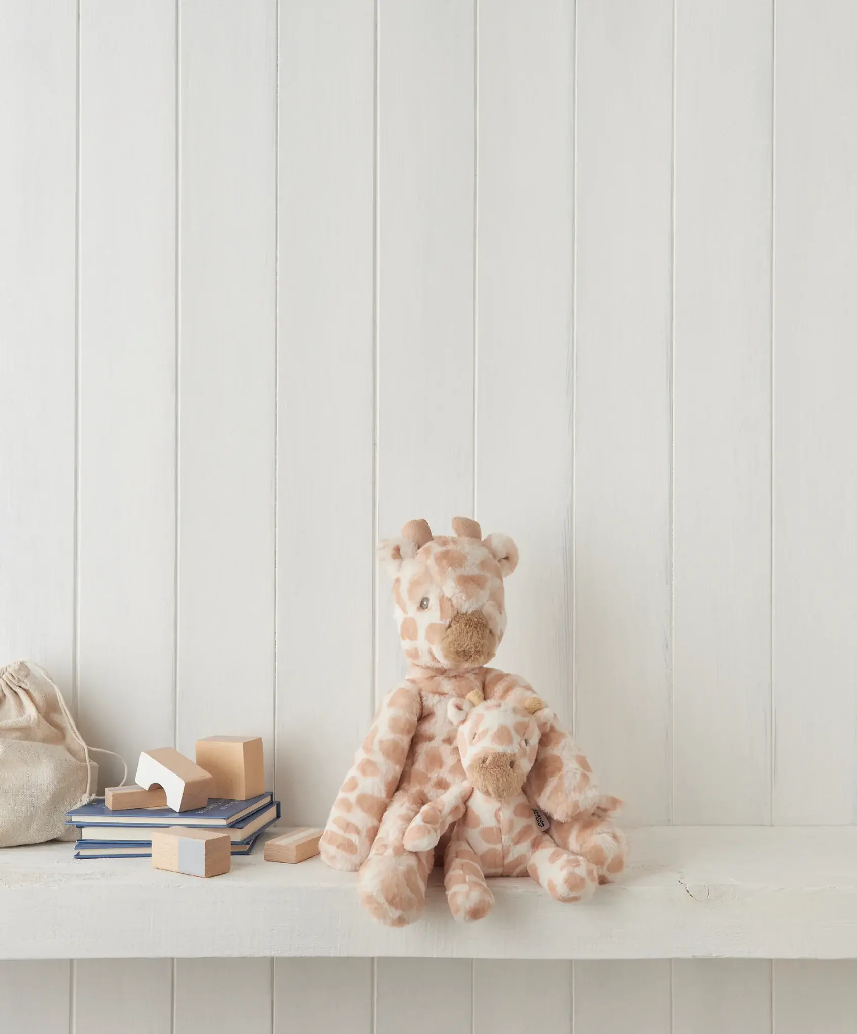 Mamas and Papas Mamas & Papas Giraffe Small Beanie Toy