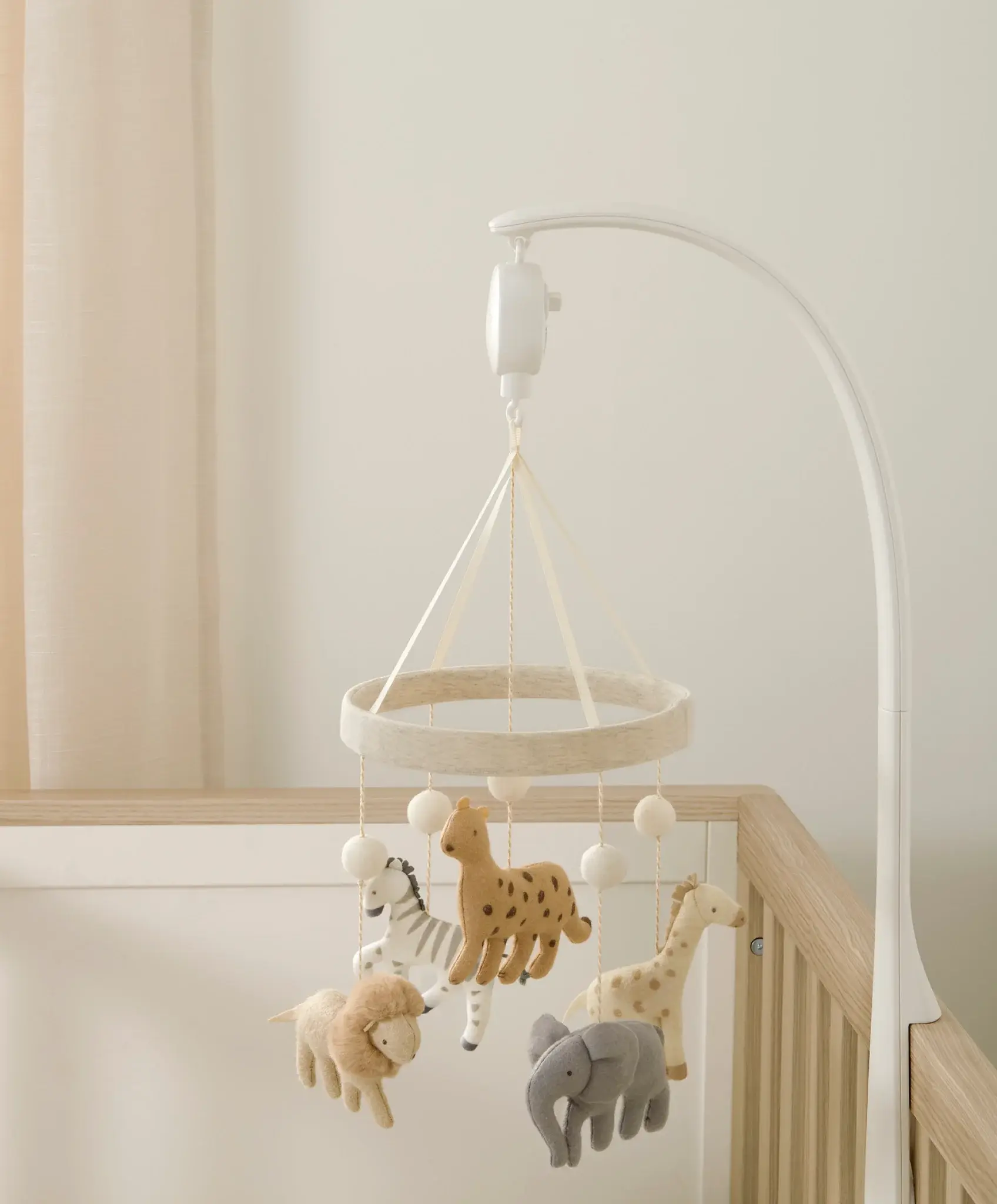 Mamas and Papas Mamas & Papas Cot Mobile - Born to be Wild