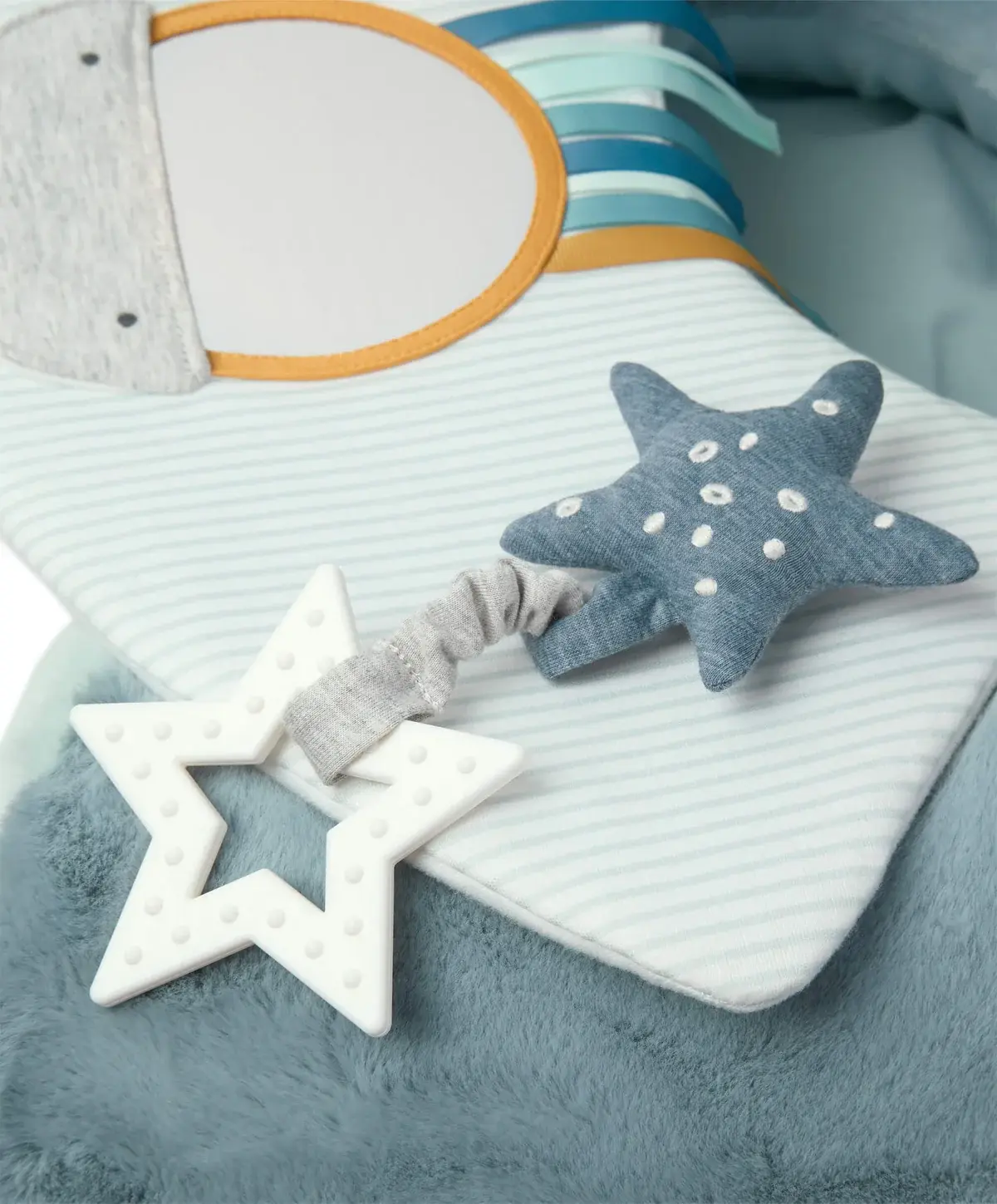 Mamas & Papas Mamas & Papas Sit & Play Baby Floor Seat - Welcome to the World (Blue)