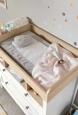 Mamas and Papas Mamas & Papas Harwell Bundle5pc Set - Cot, Mattress, quilted mattress protector, fitted sheet, dresser, change table top - White/Natural