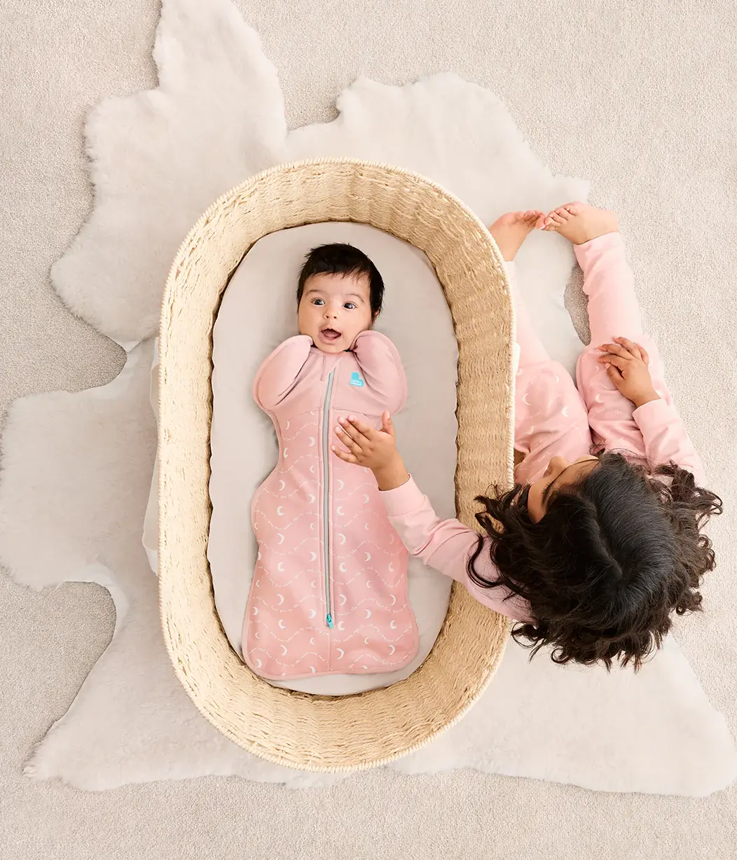 Love To Dream Love to Dream Swaddle Up 1.5T Stretch Cotton Fleece Moon & Back Dusty Pink