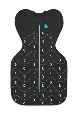 Love To Dream Love to Dream Swaddle Up 1.5T Stretch Cotton Fleece Moon & Back Charcoal