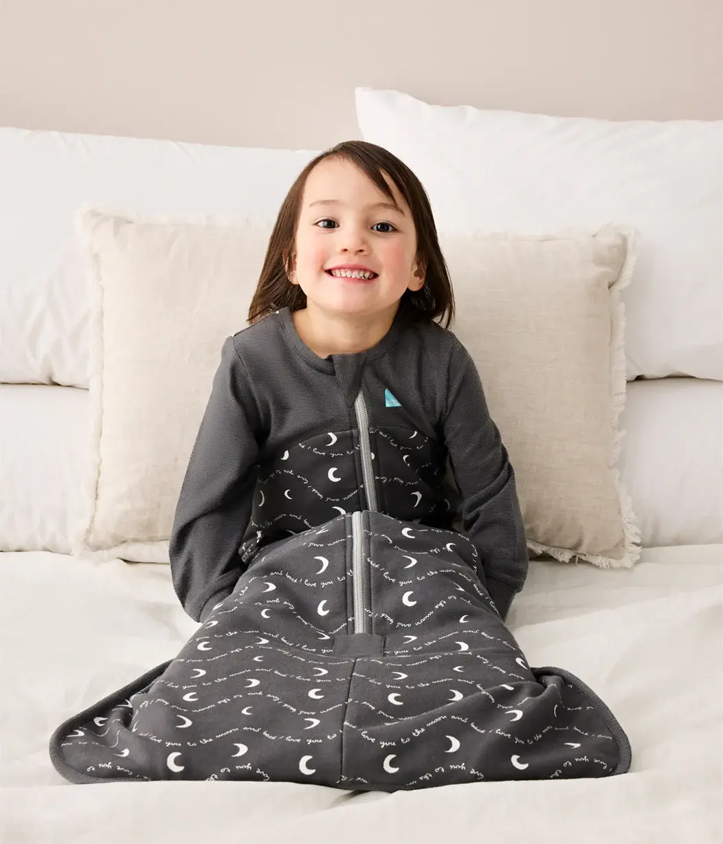 Love To Dream Love to Dream Sleep Bag 1.5T Stretch Cotton Fleece Moon & Back Charcoal