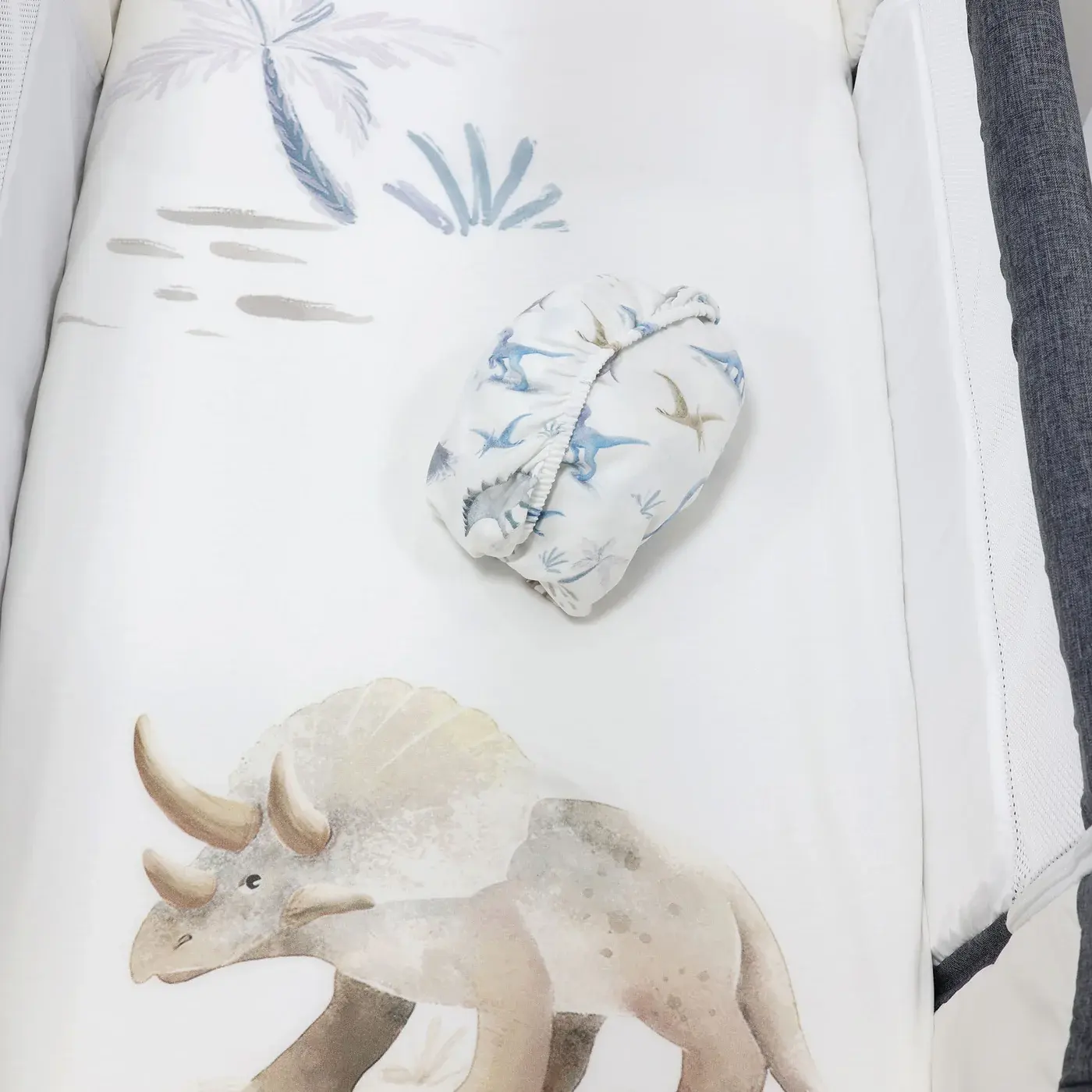 Bubba Blue Bubba Blue Jurassic Bamboo 2 PK Bedside Sleeper Fitted Sheets