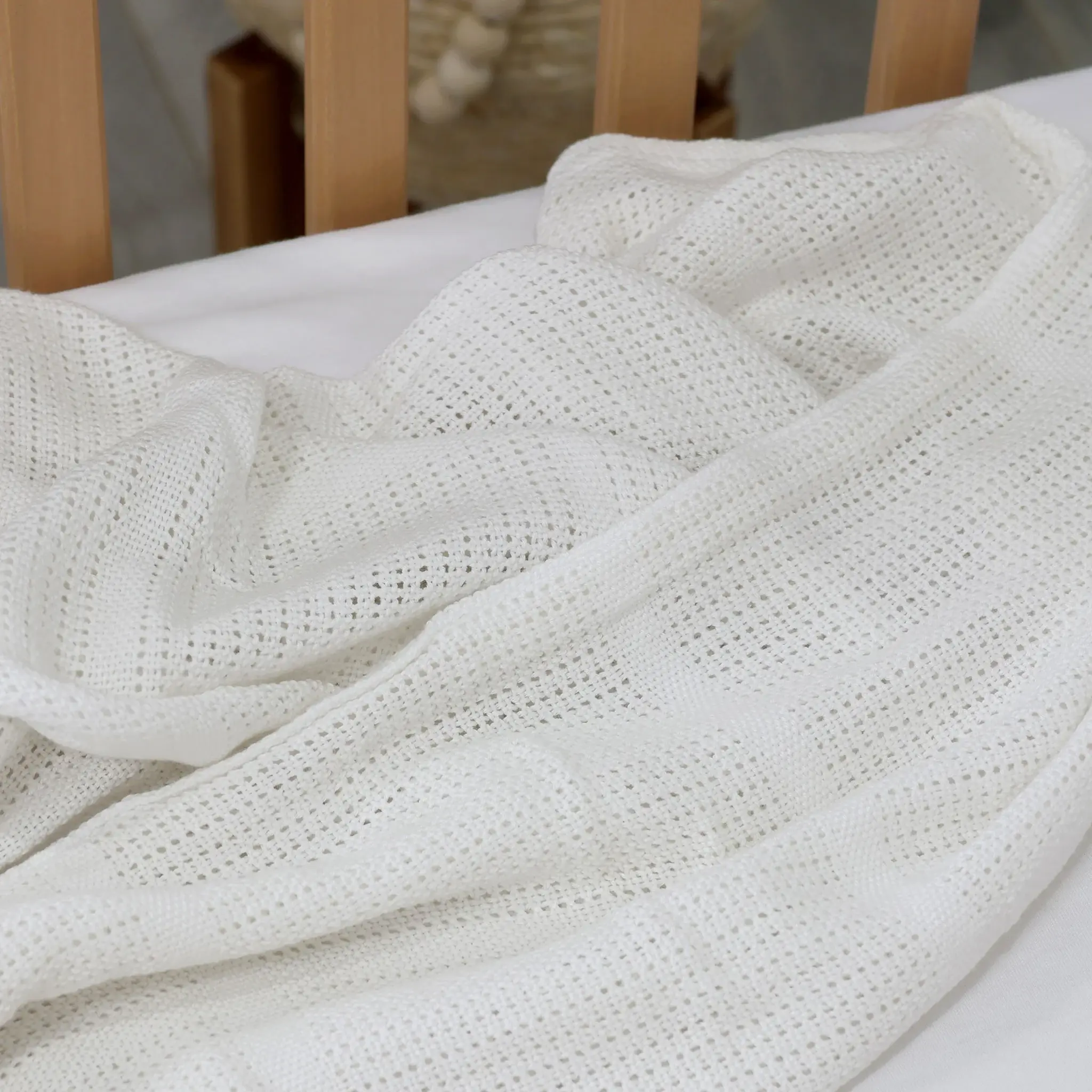 Bubba Blue Bubba Blue Bamboo White Cot Blanket