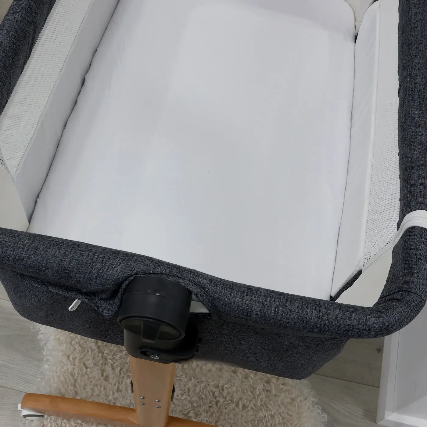 Bubba Blue Bubba Blue Bamboo White 2 PK Bedside Sleeper Fitted Sheets