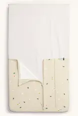 ErgoPouch ErgoPouch HugMe Blanket 0.2 & 1.0 TOG Bedside Sleeper - Daisy Sprinkle