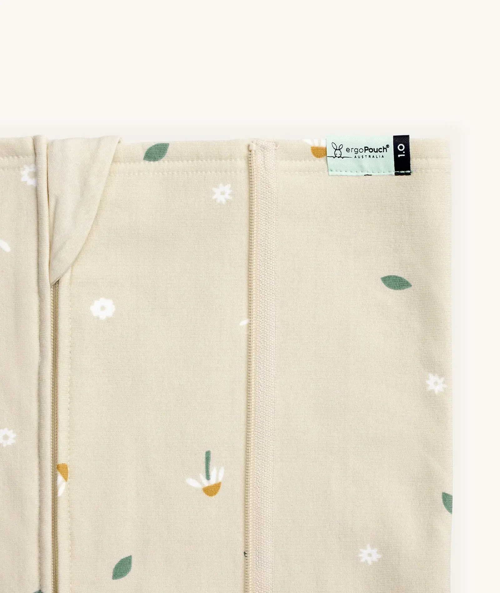 ErgoPouch ErgoPouch HugMe Blanket 0.2 & 1.0 TOG Bedside Sleeper - Daisy Sprinkle