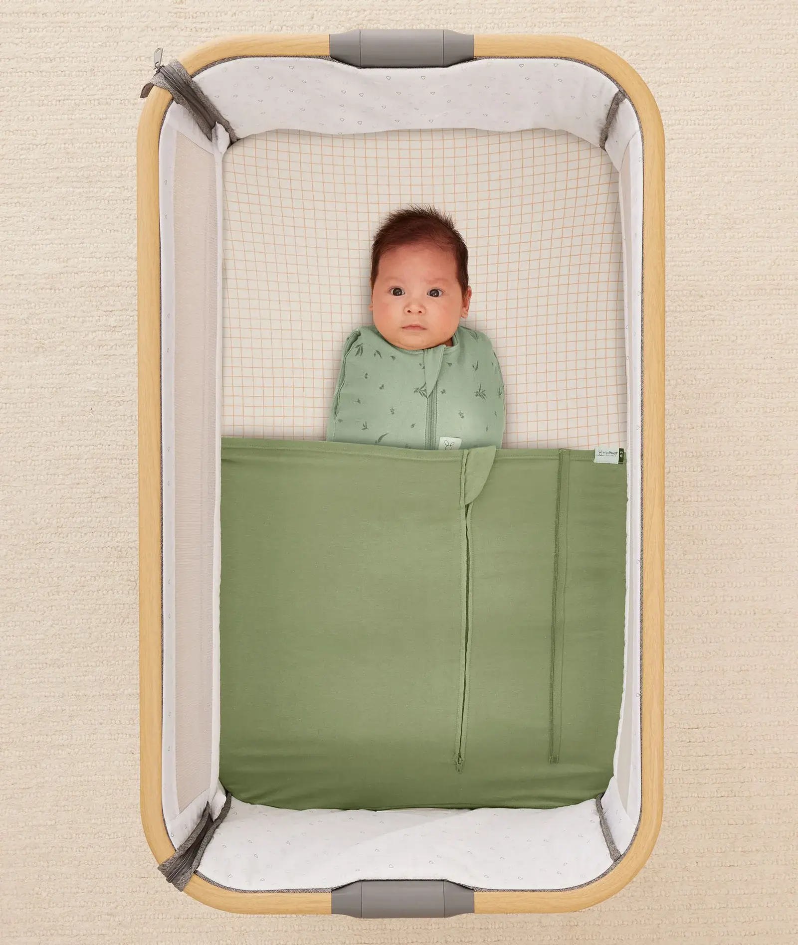 ErgoPouch ErgoPouch HugMe Blanket 1.0 & 2.5 TOG Cot - Moss