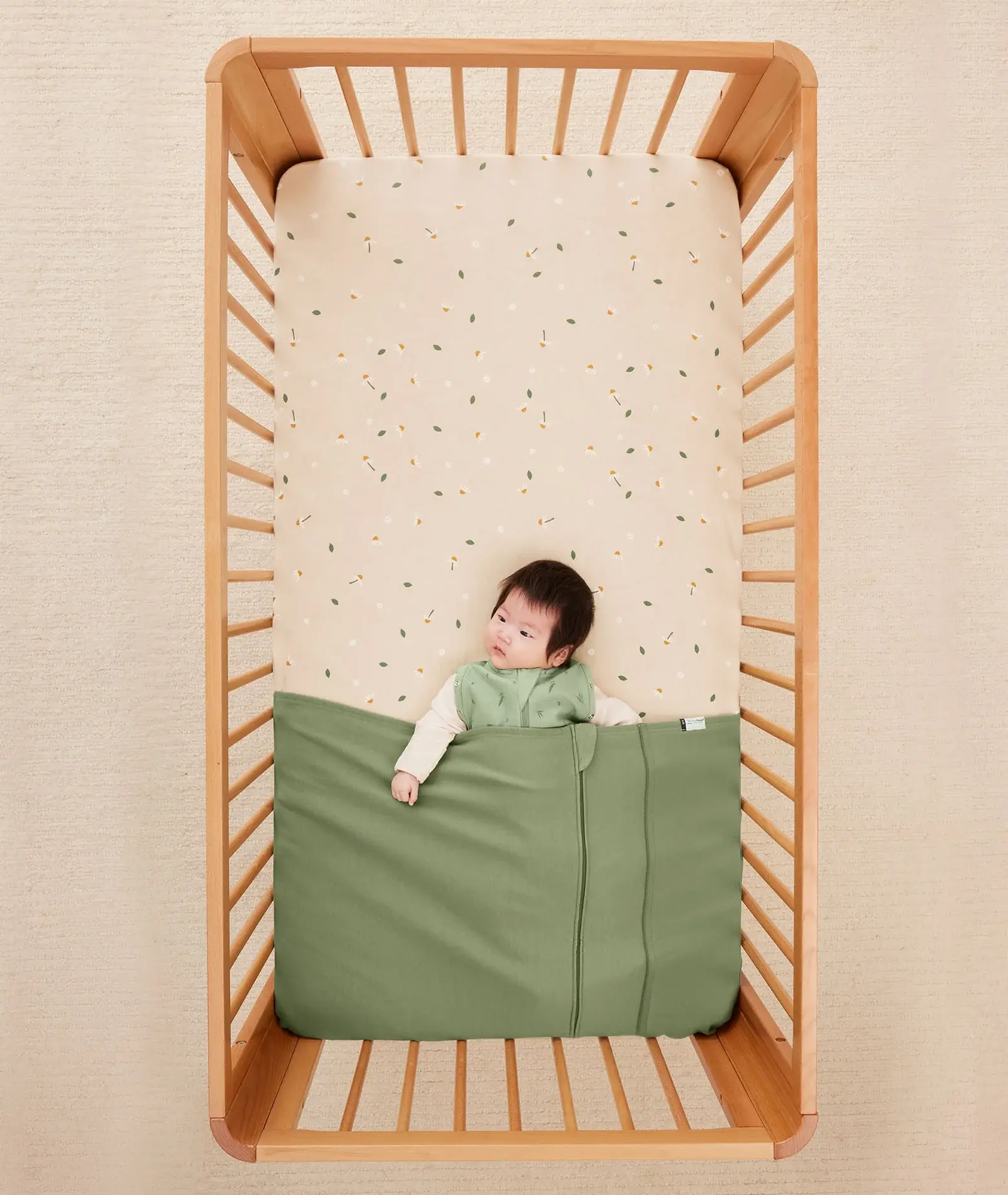 ErgoPouch ErgoPouch HugMe Blanket 1.0 & 2.5 TOG Cot - Moss