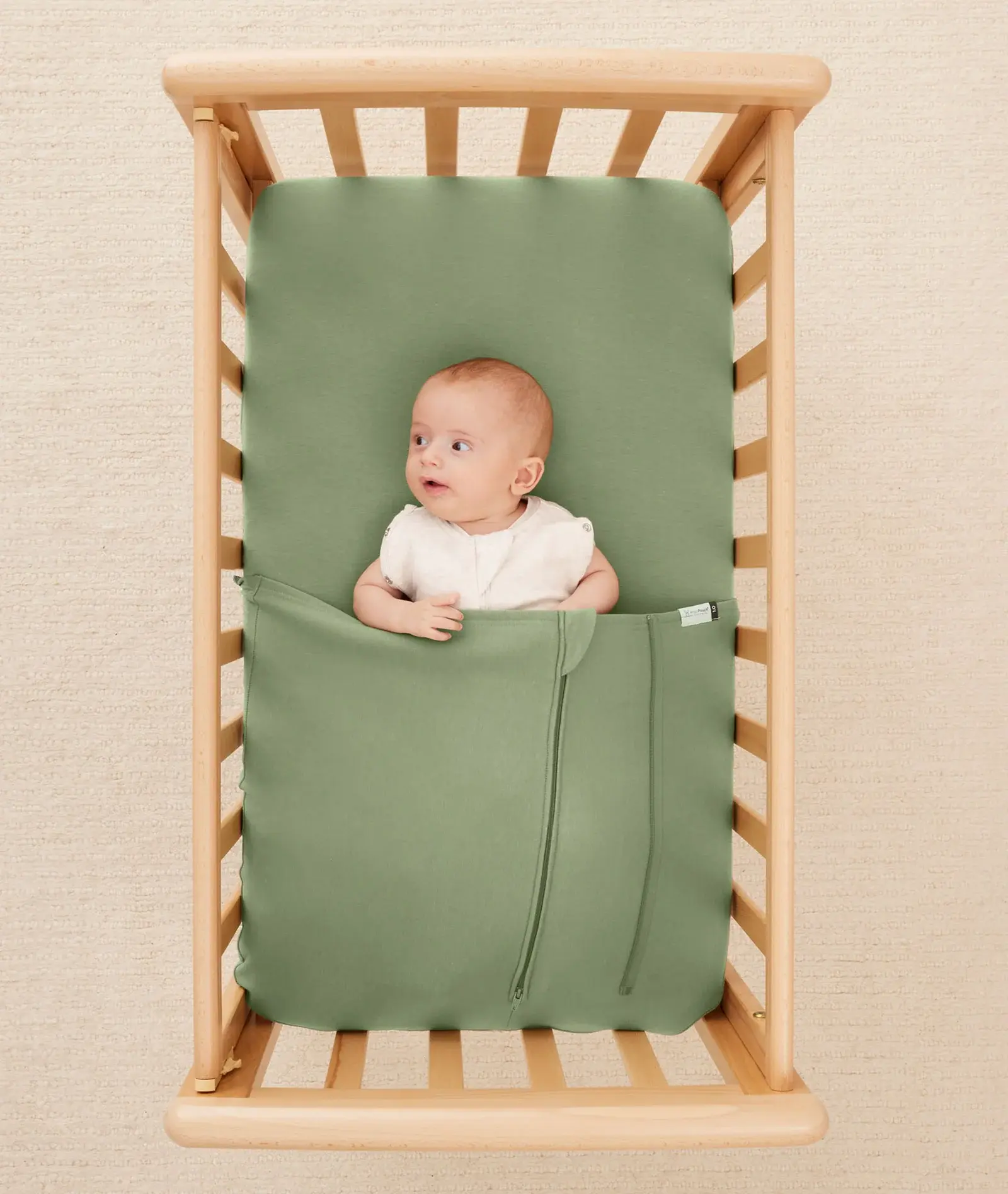 ErgoPouch ErgoPouch HugMe Blanket 1.0 & 2.5 TOG Cot - Moss