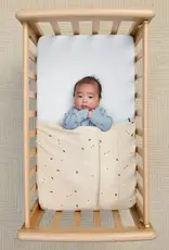 ErgoPouch ErgoPouch HugMe Blanket 1.0 & 2.5 TOG Cot - Daisy Sprinkle