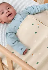 ErgoPouch ErgoPouch HugMe Blanket 1.0 & 2.5 TOG Cot - Daisy Sprinkle