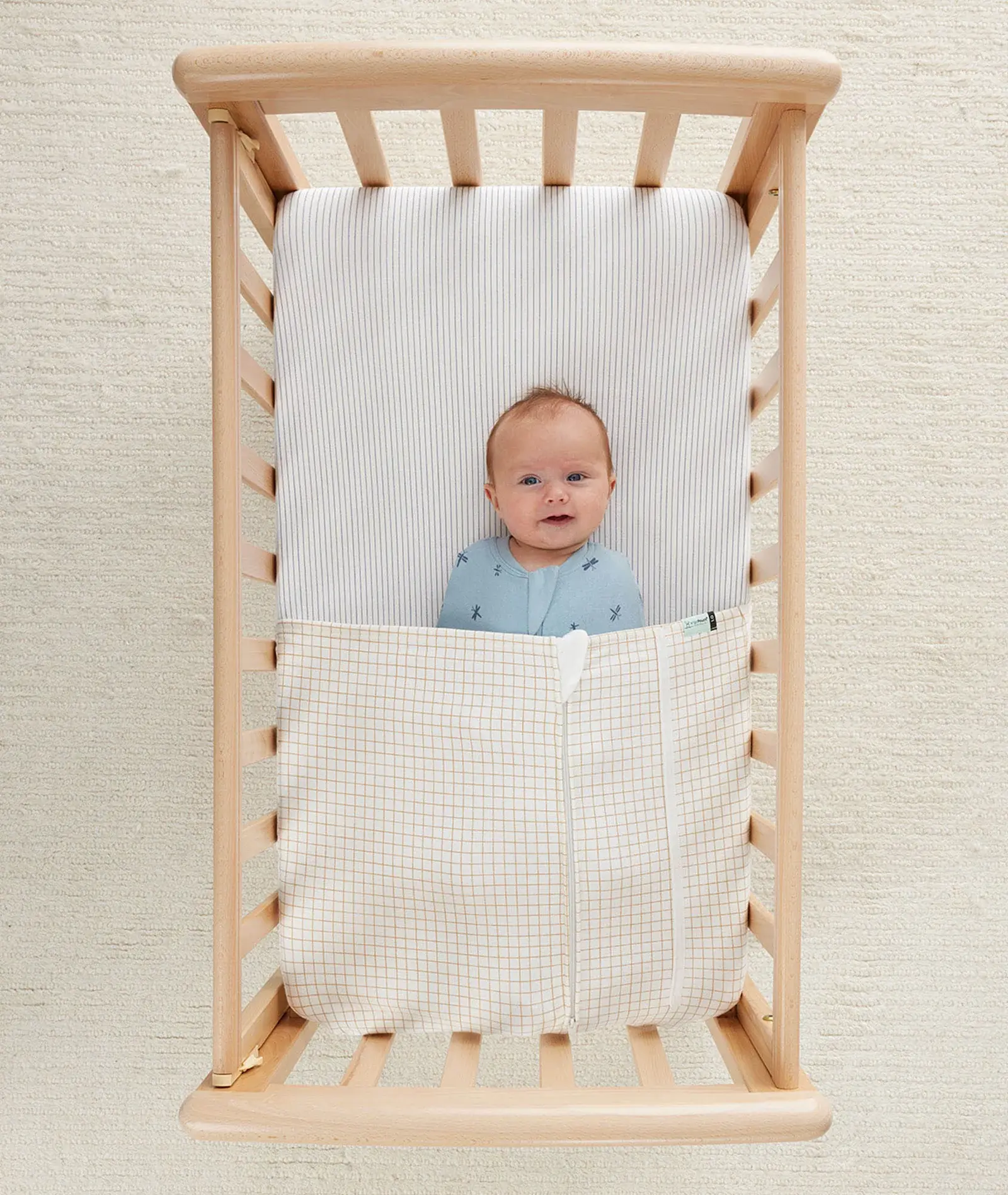 ErgoPouch ErgoPouch HugMe Blanket 1.0 & 2.5 TOG Cot - Caramel Grid