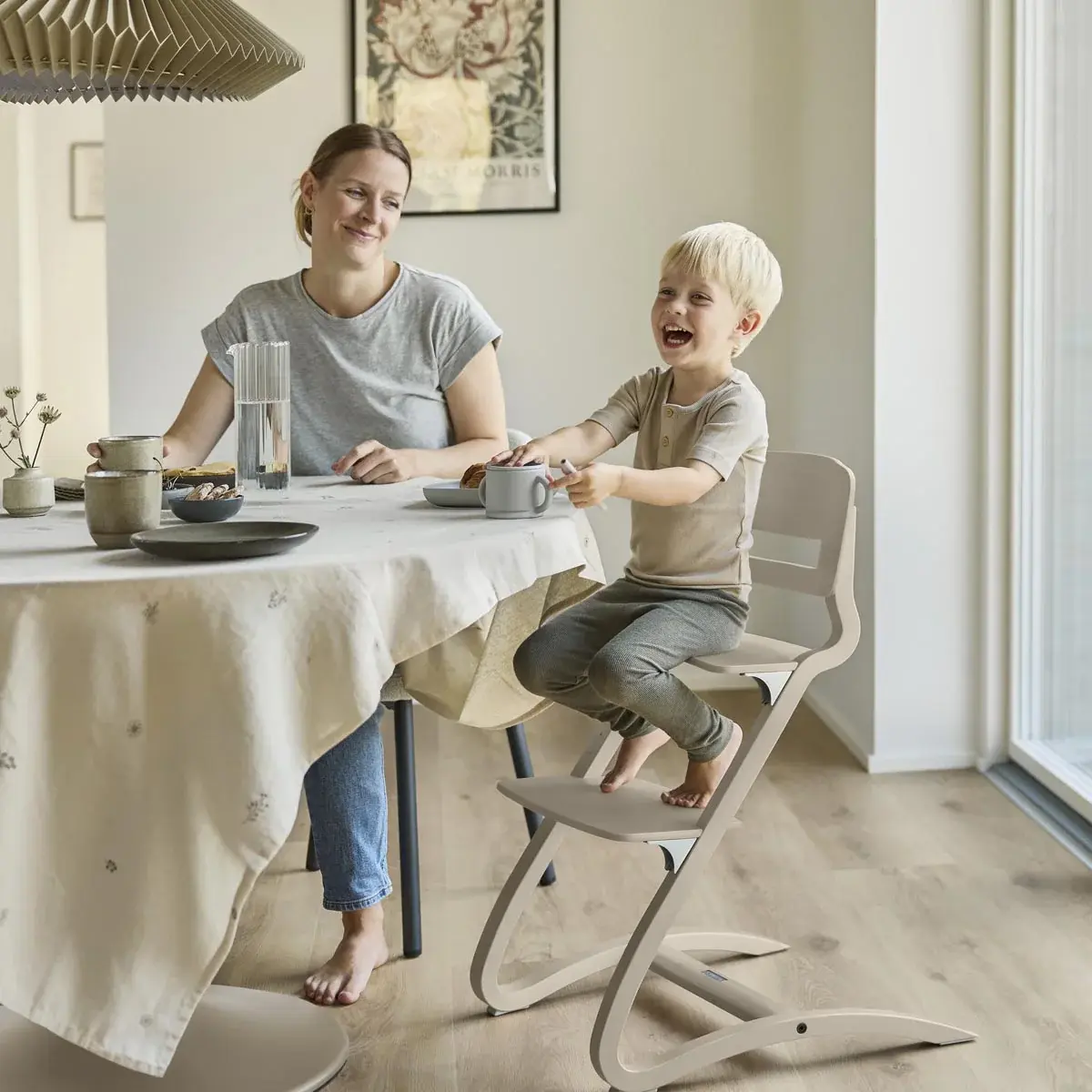 Leander Leander Louie Highchair - Cappuccino