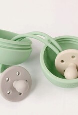 Plum Plum Soother Storage Pod