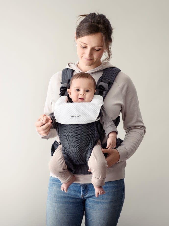 BabyBjorn BabyBjorn Bib for Baby Carrier Harmony - White