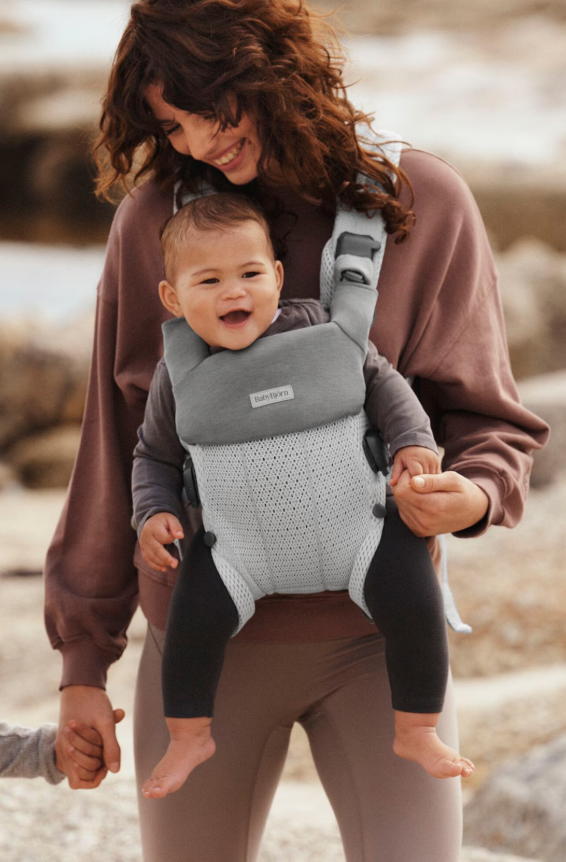 BabyBjorn BabyBjorn Bib for Baby Carrier Harmony 1 piece