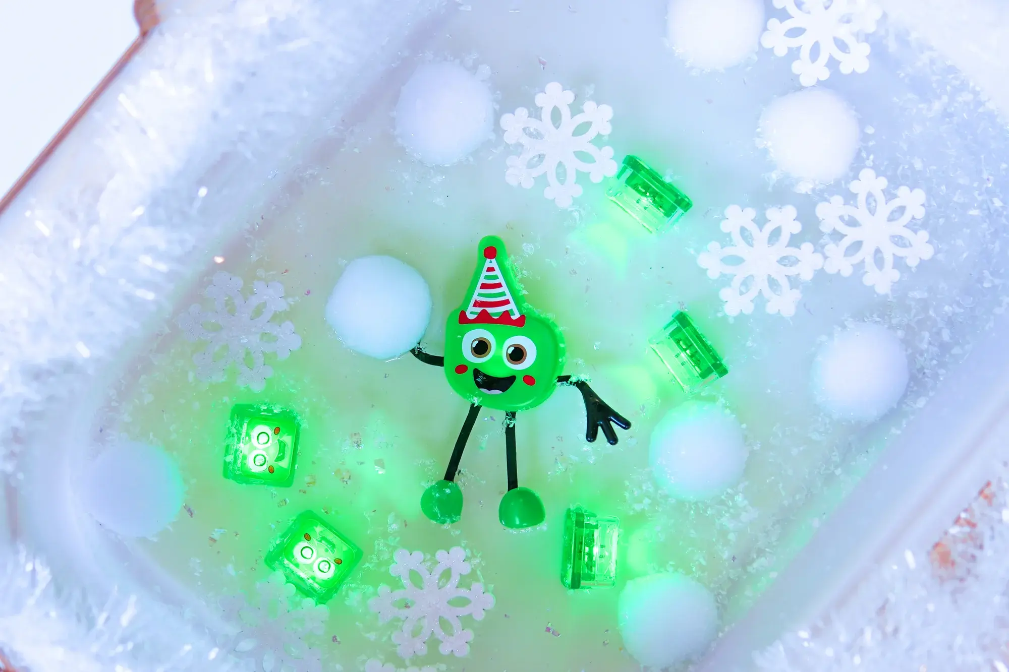 JellyStone Jellystone Glo Pals Christmas light Up Character