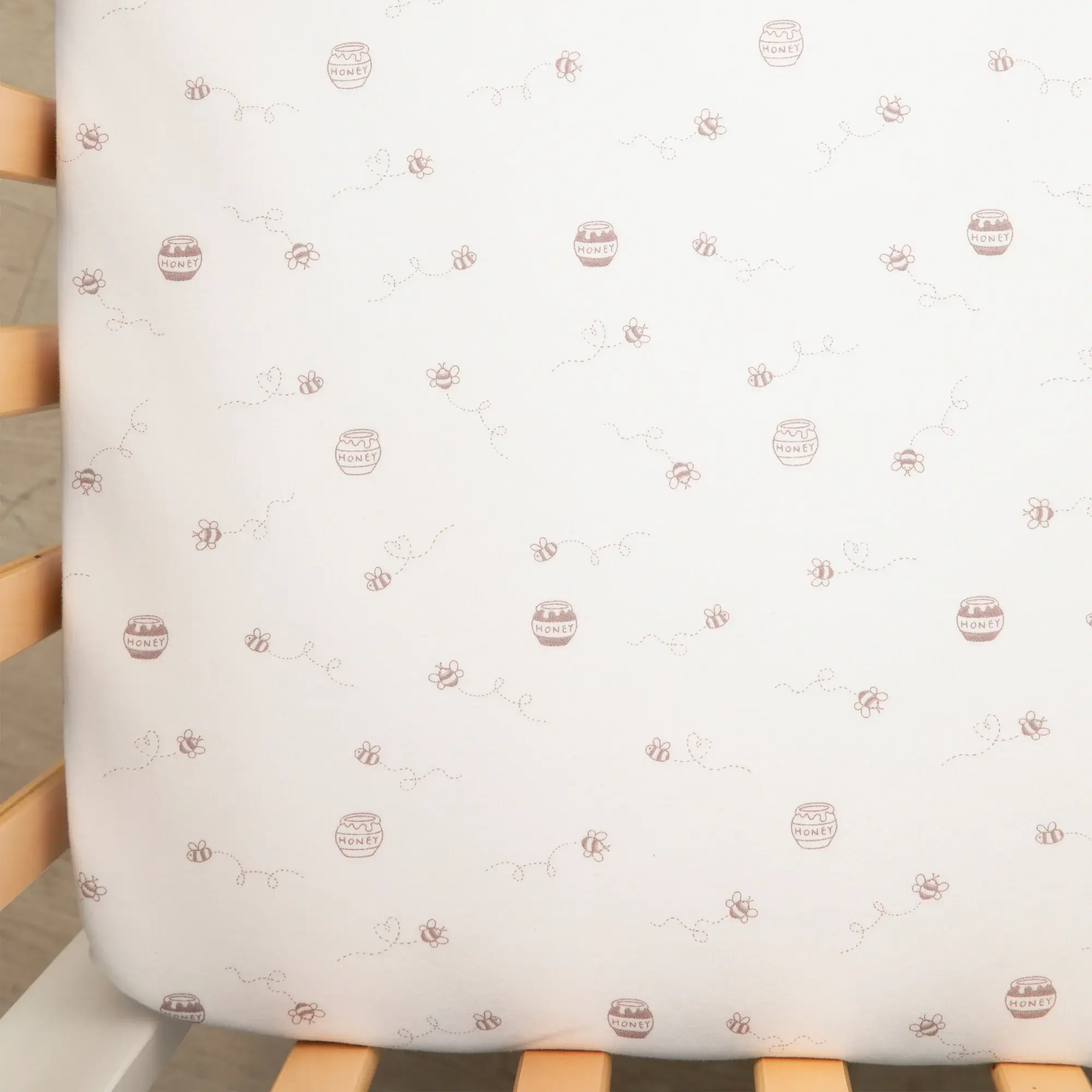 Living Textiles Living Textiles 2-pack Jersey Cot Fitted Sheet Cuddly Bear