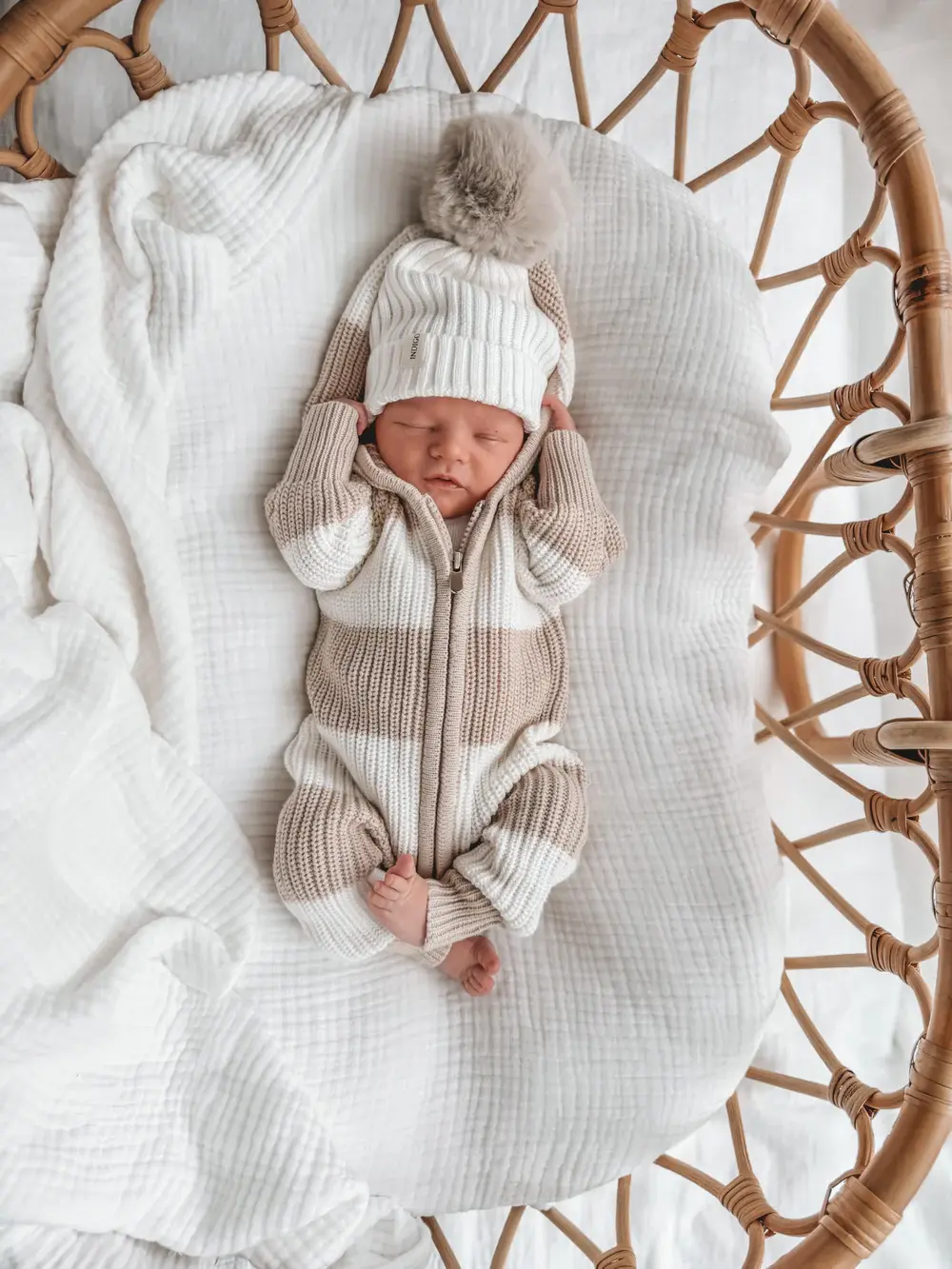 Indigo Dreams Indigo Dreams Chunky Knit Hooded Romper Oat