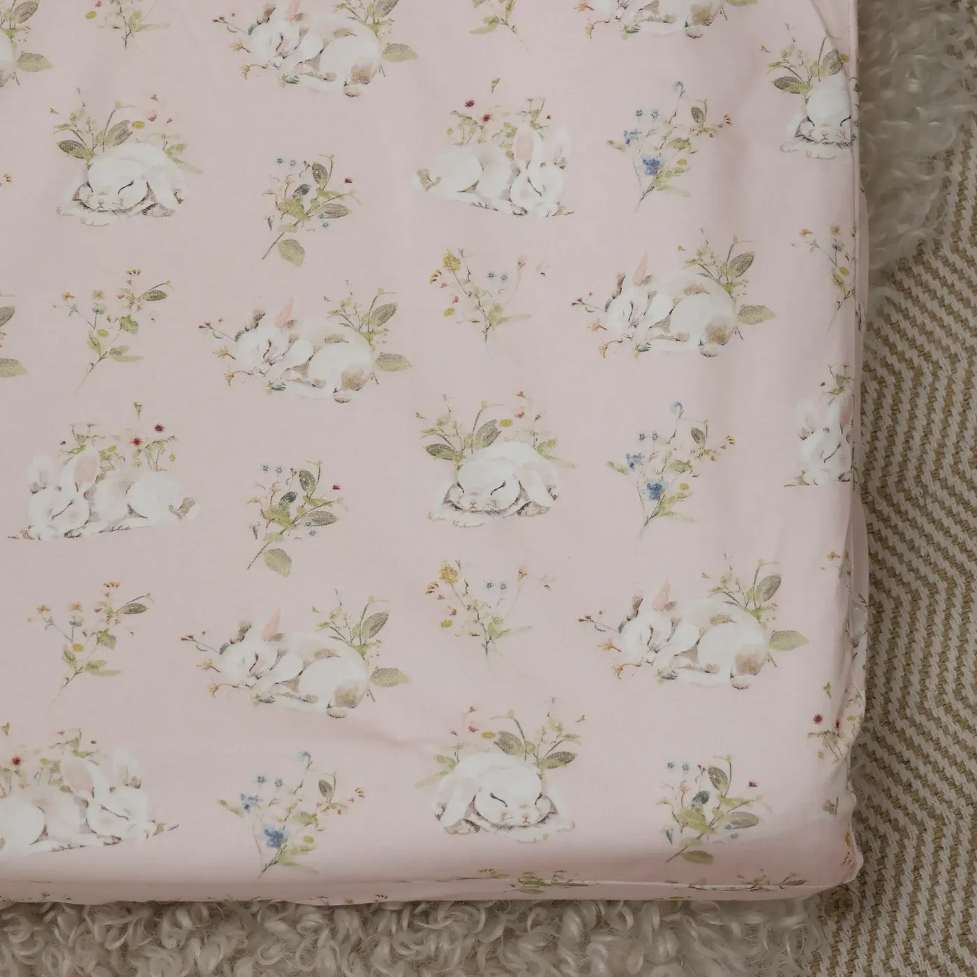 Bubba Blue Bubba Blue Sleeping Bunny Waterproof Change Mat Cover