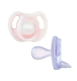 Tommee Tippee Tommee Tippee Ultra Light Silicone Soother 2pk