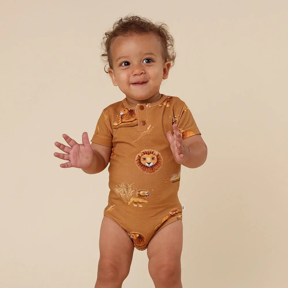 Snuggle Hunny Kids Snuggle Hunny Roar Short Sleeve Organic Bodysuit