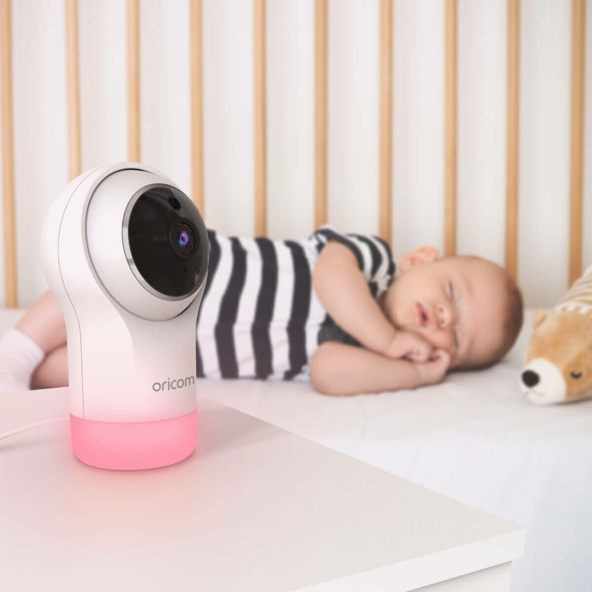 Oricom CU950 Smart HD Smart Video Baby Monitor with Motorised Pan-Tilt Camera