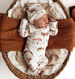 Snuggle Hunny Kids Snuggle Hunny Gnomes Organic Snugglesuit Convertible Romper - 0-3 Months (000)