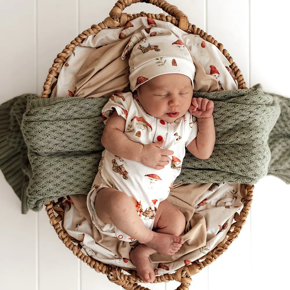 Snuggle Hunny Kids Snuggle Hunny Gnomes Short Sleeve Organic Bodysuit - Newborn (0000)